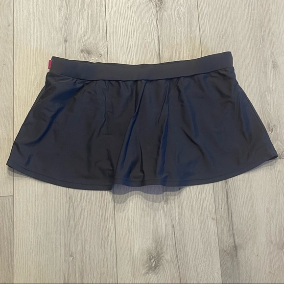 Free Country Gray Wrap Swim Skirt Built in Briefs Size XXL - Picture 8 of 9